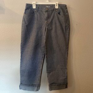 Style & Co curvy capri striped capris size 10